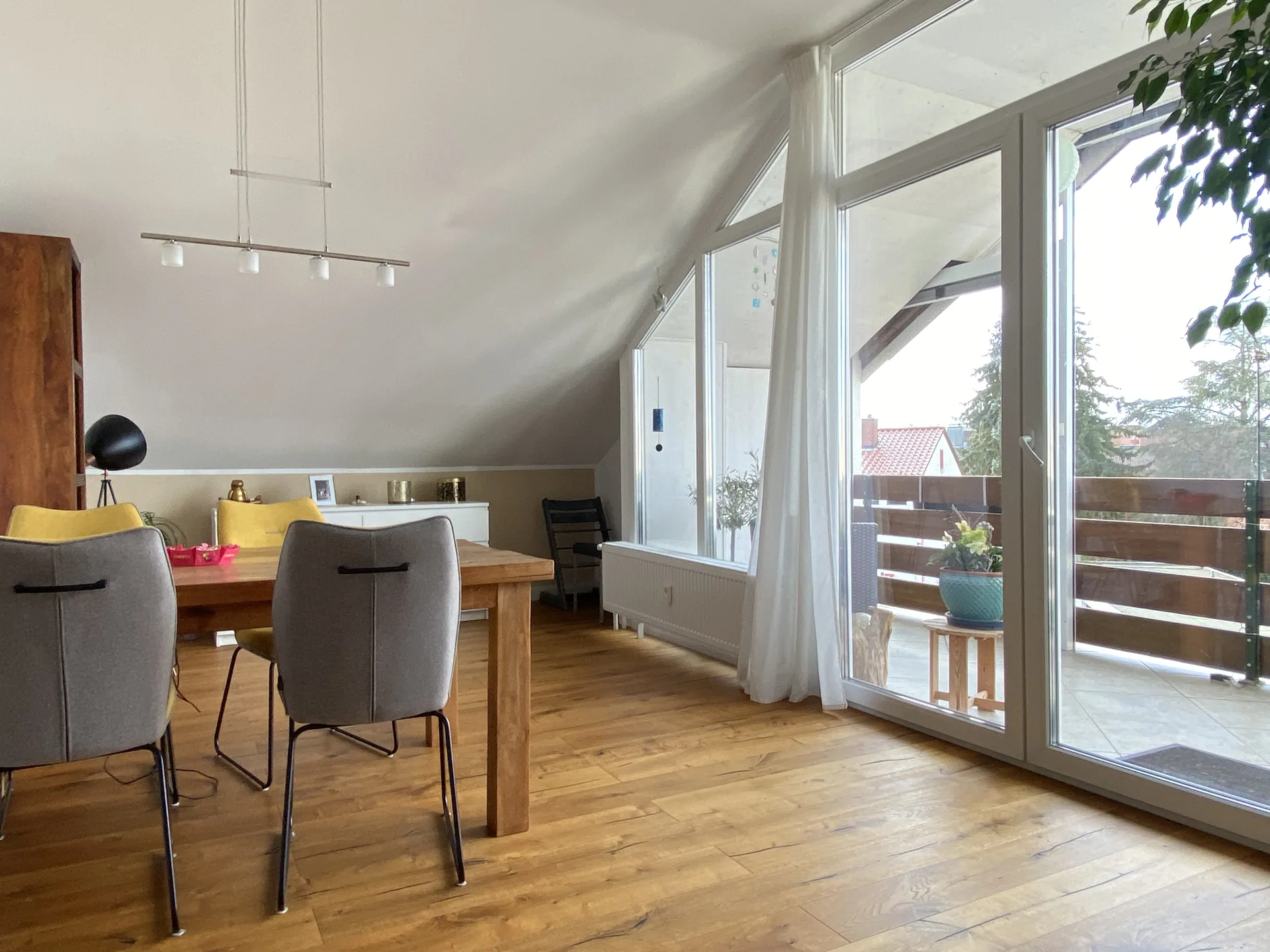 Referenzobjekt Dachgeschosswohnung mit Balkon in Ladenburg